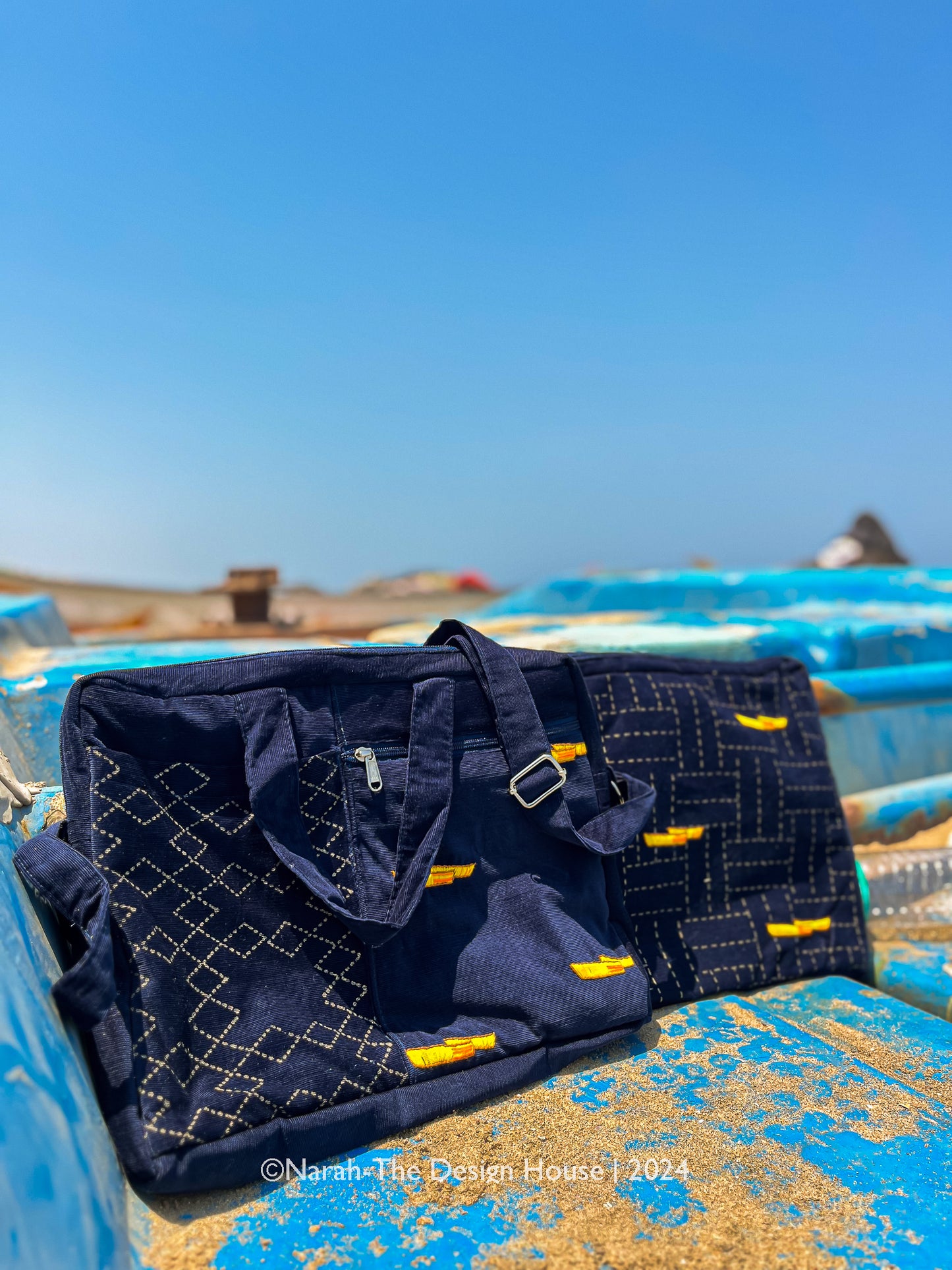 Kadhal Kappal Laptop Bag 15"