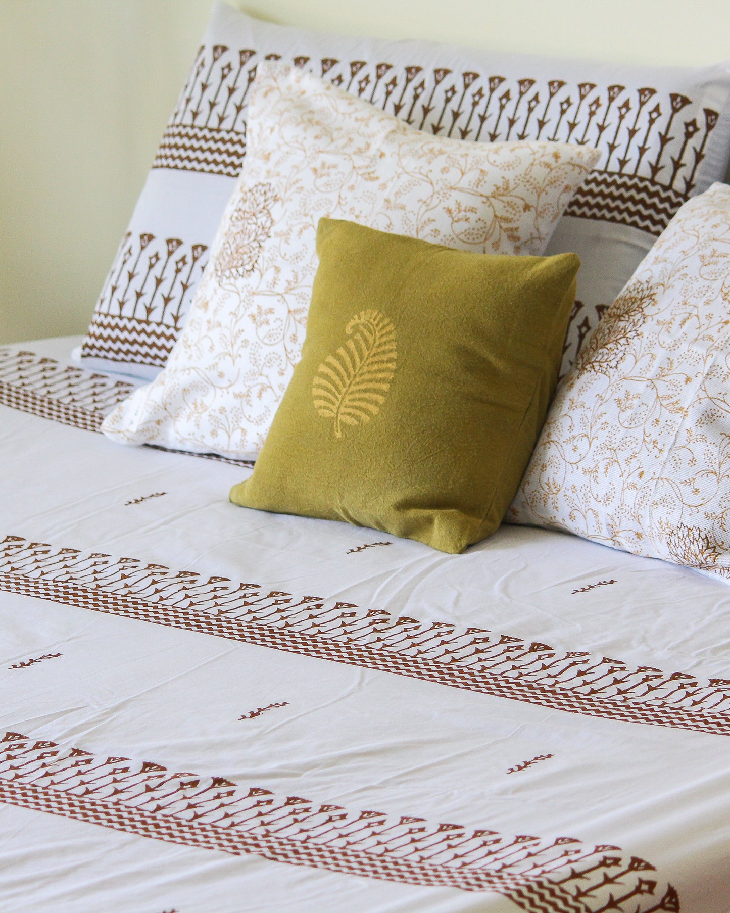 Persian Rose Fitted Bedsheet