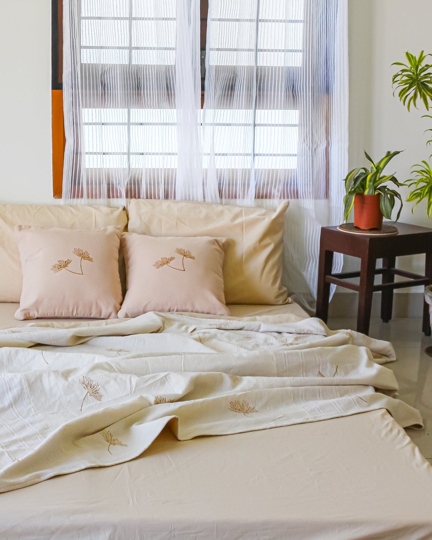 Ivory Fitted Bedsheet