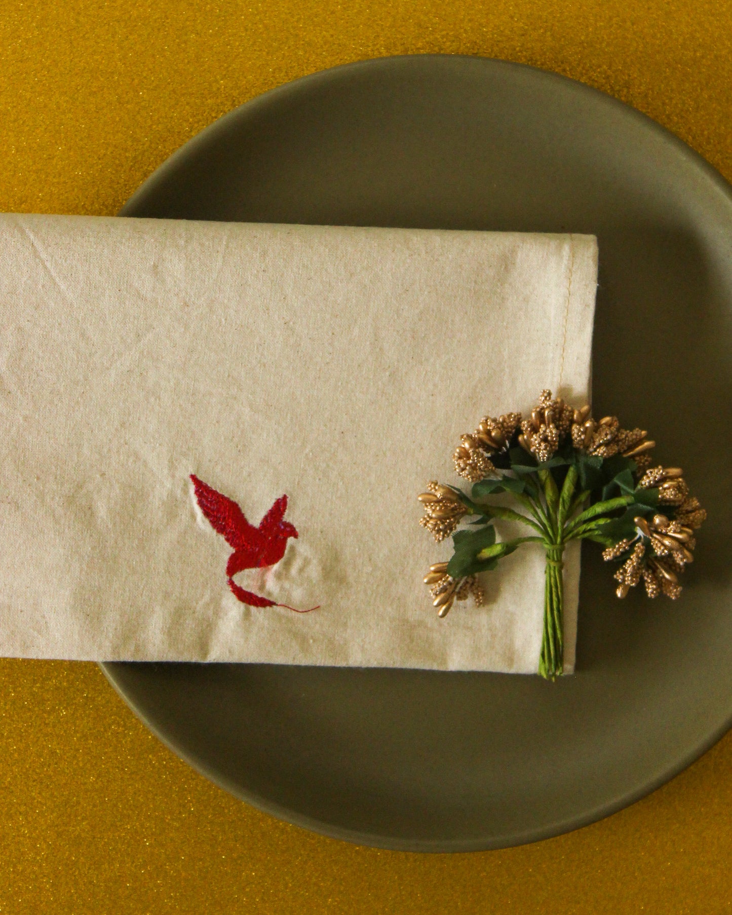 Embroidered Dove Napkin Set
