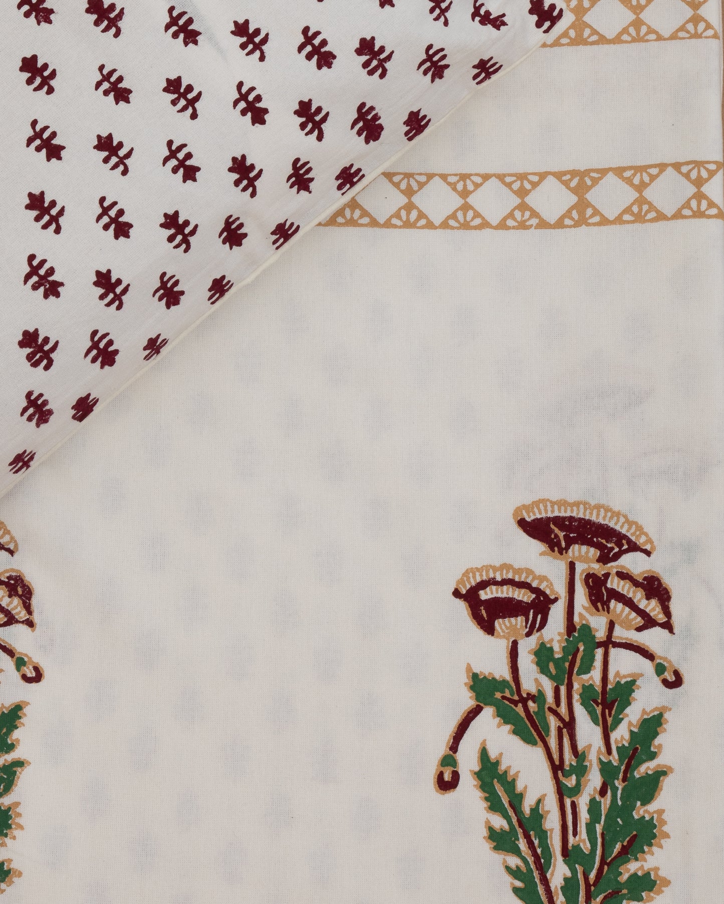 Red Buttercup Bedsheet