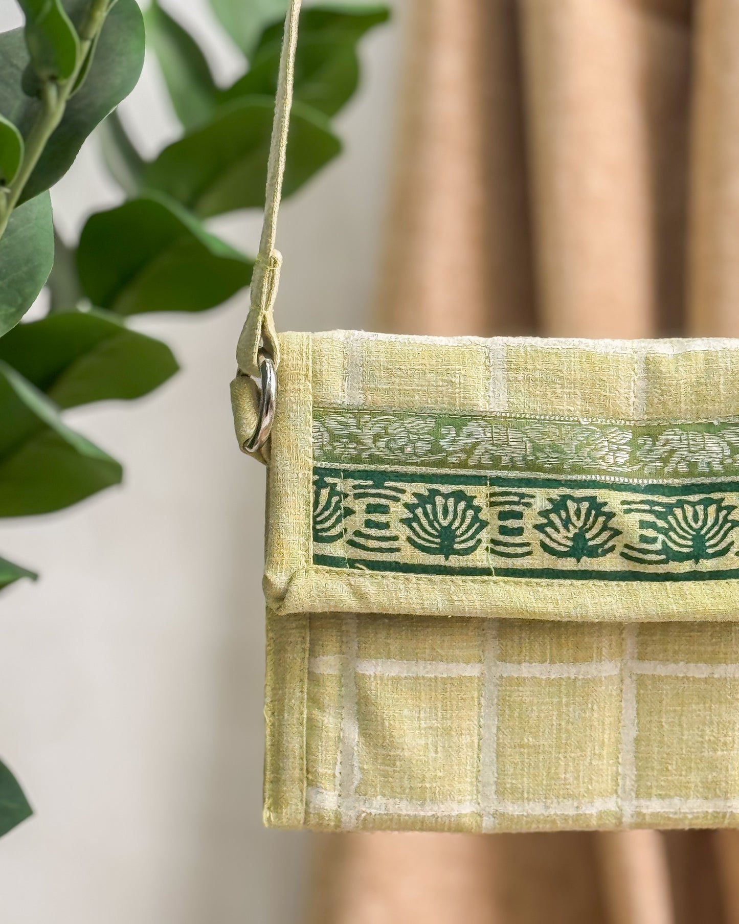 The Shaila Sling bag